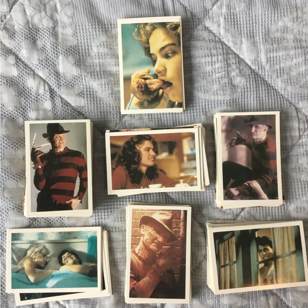 A nightmare on Elm Street sticker cards set. Full set 264 cards. 1984.